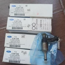 5367038 - Befecskendező